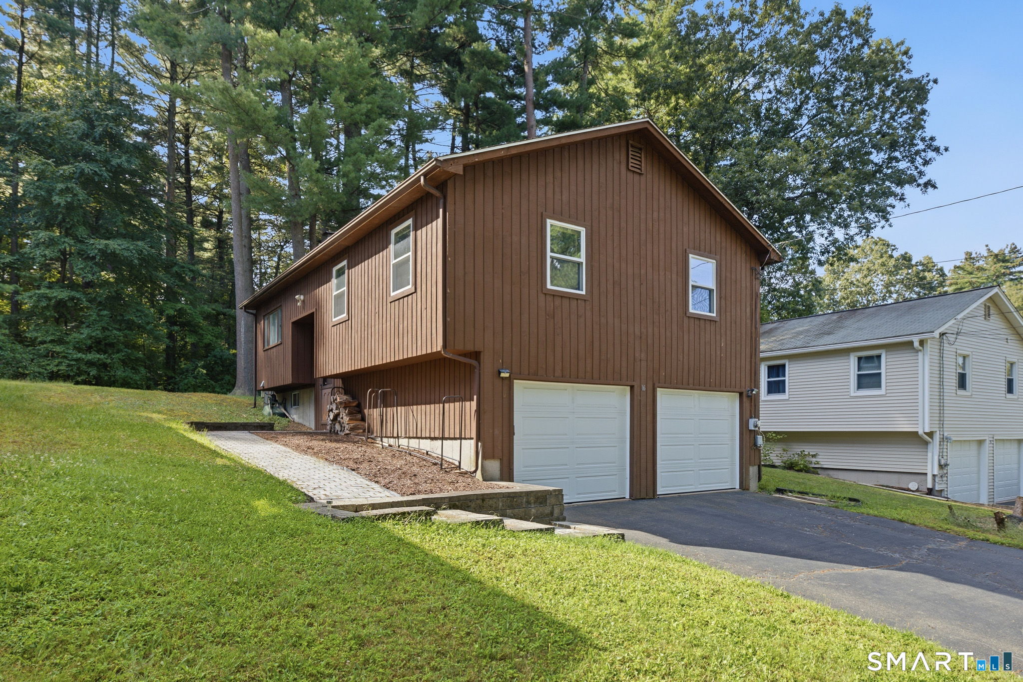16 Circle Drive Farmington CT 06085