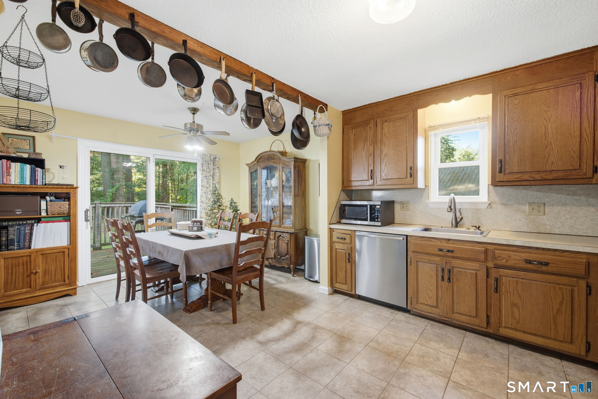 16 Circle Drive Farmington CT 06085
