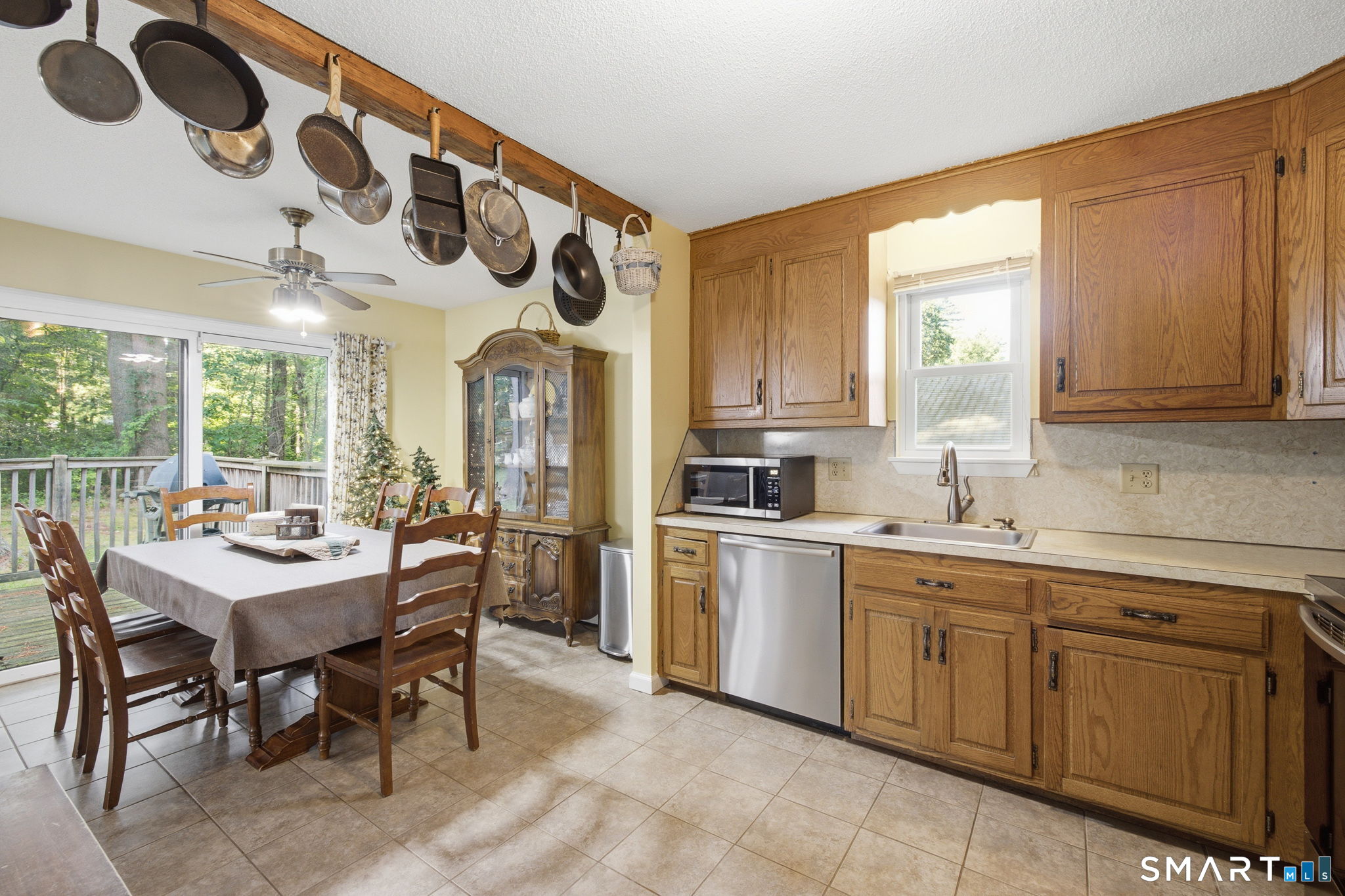 16 Circle Drive Farmington CT 06085