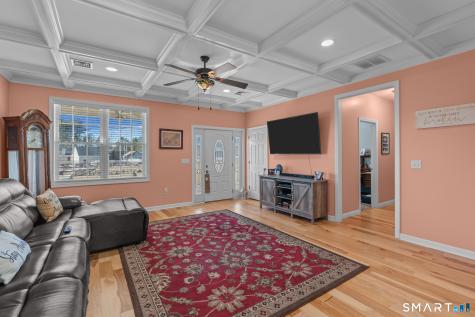 117 New Road Thompson CT 06277