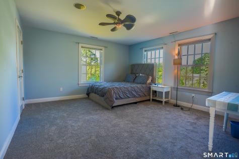 16 John Henry Lane Milford CT 06461