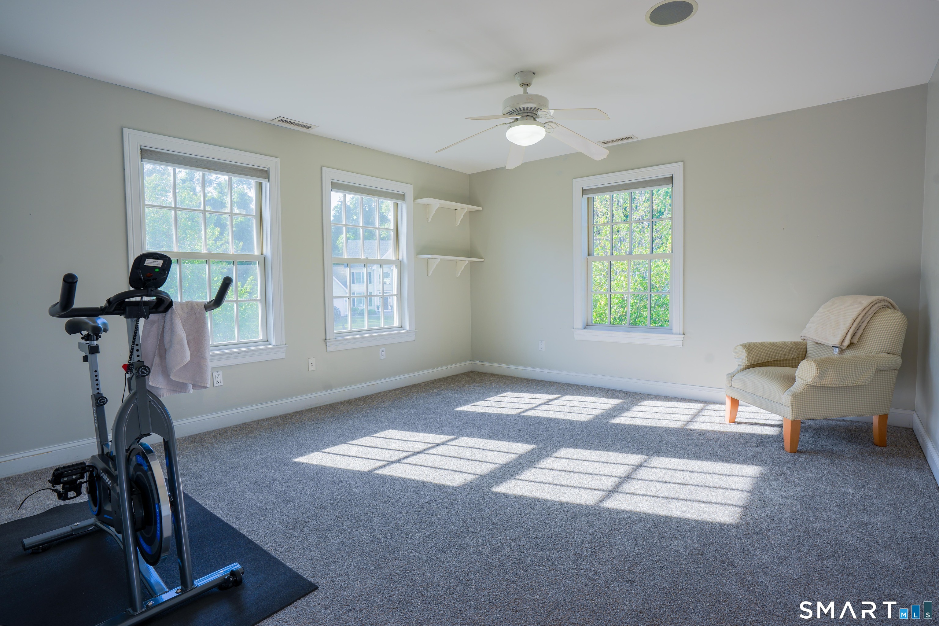 16 John Henry Lane Milford CT 06461