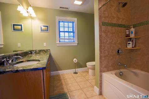 16 John Henry Lane Milford CT 06461