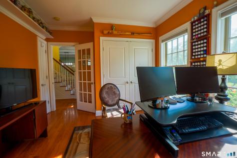 16 John Henry Lane Milford CT 06461