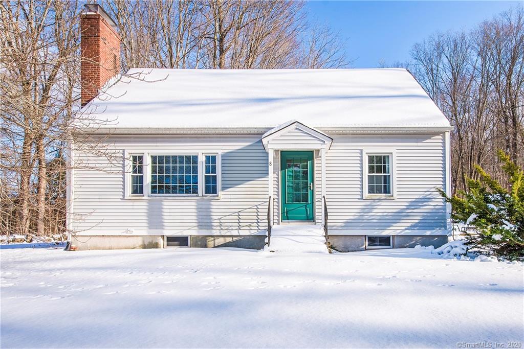 8 Oakwood Drive Windham CT 06280
