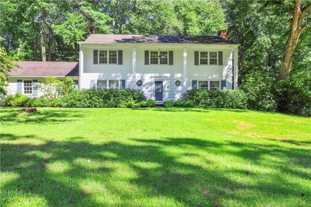 58 Wildwood Drive Trumbull CT 06611