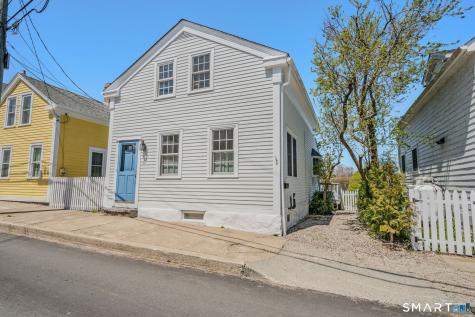 20 Diving Street Stonington CT 06378