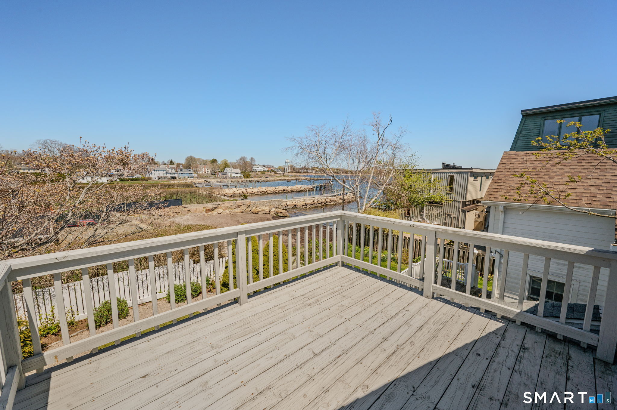 20 Diving Street Stonington CT 06378