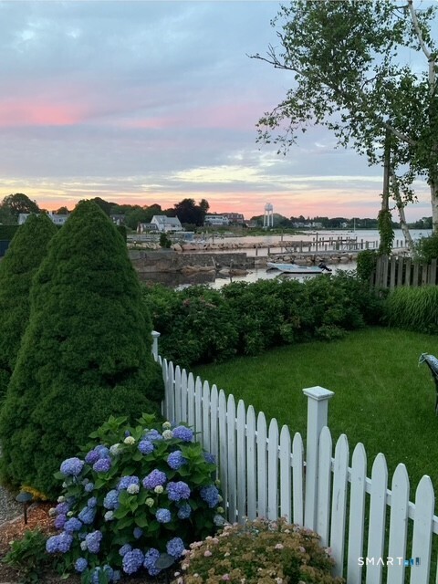 20 Diving Street Stonington CT 06378