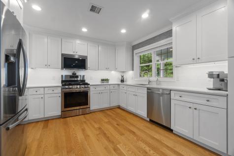 87E Cottage Road Montville CT 06370