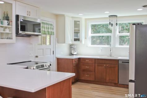 11 Esther Avenue Ellington CT 06029