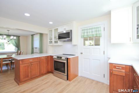 11 Esther Avenue Ellington CT 06029