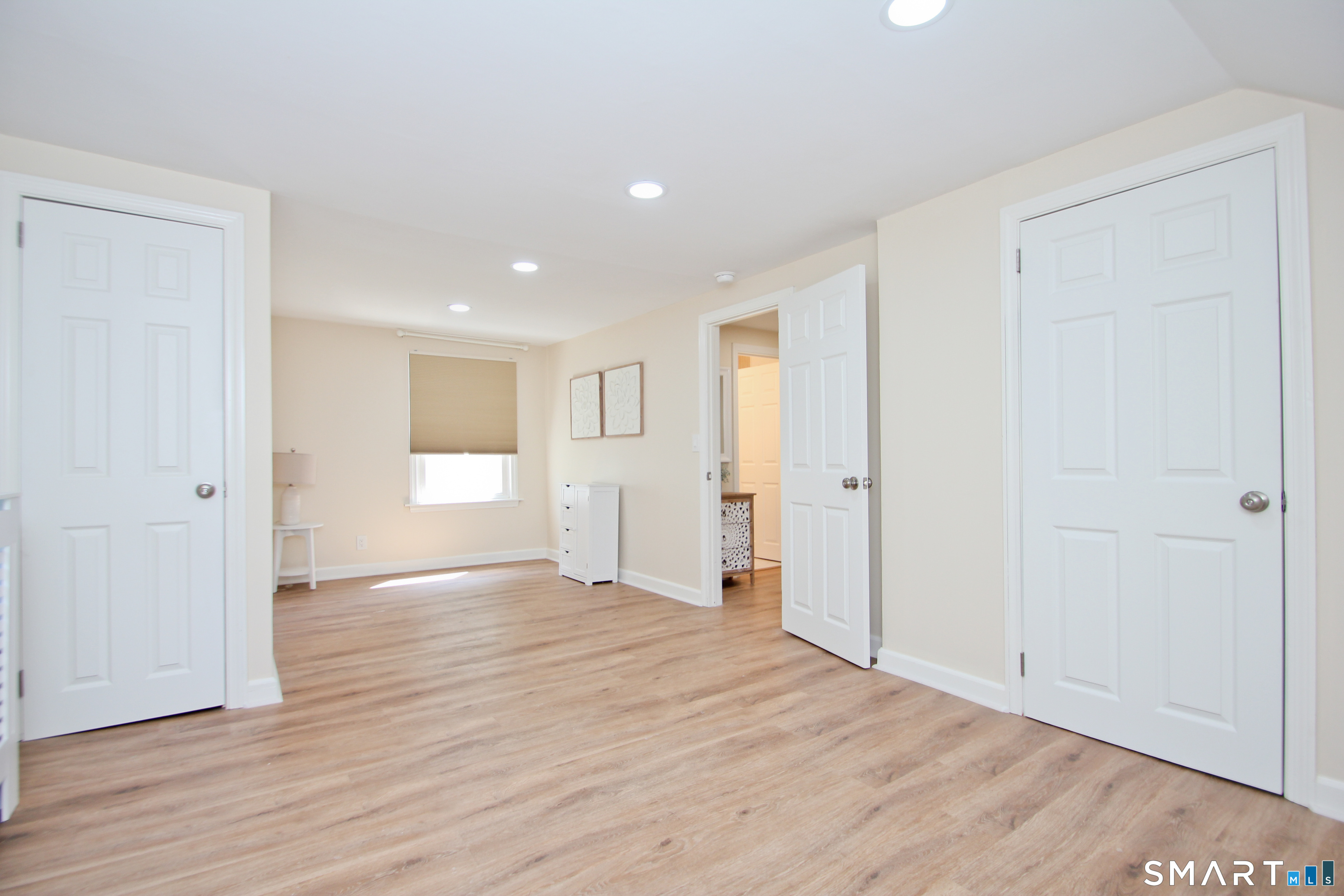 11 Esther Avenue Ellington CT 06029