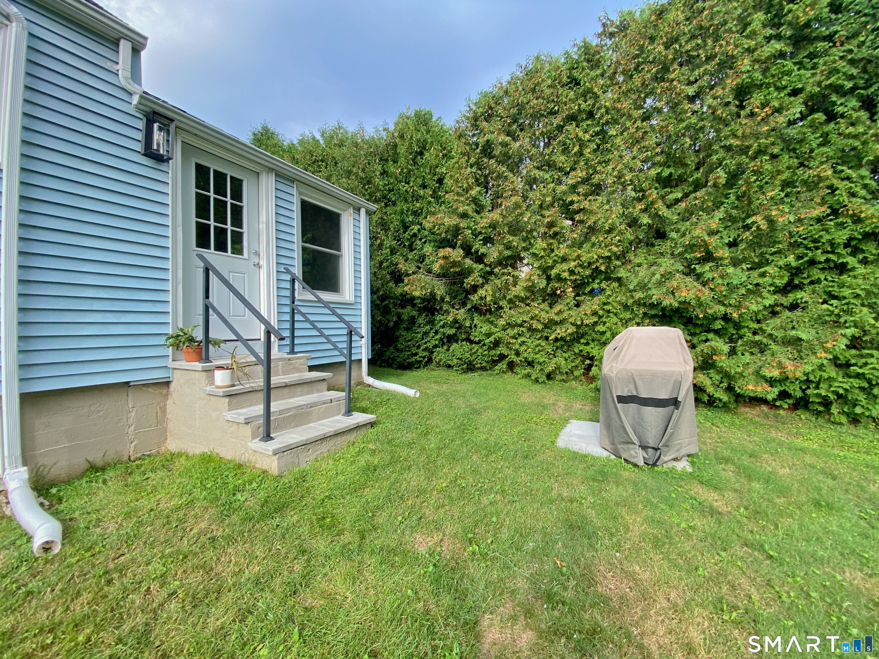11 Esther Avenue Ellington CT 06029