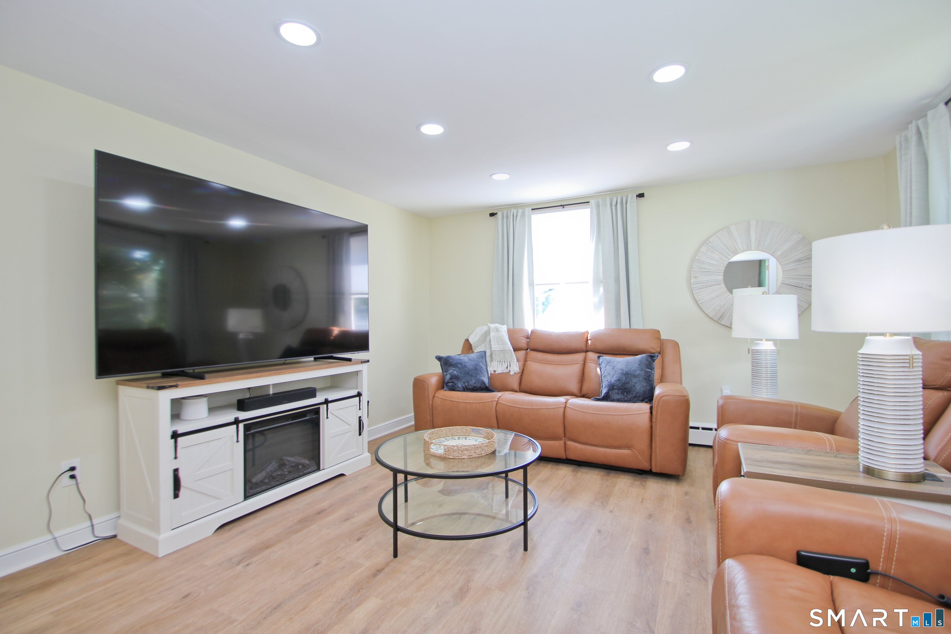 11 Esther Avenue Ellington CT 06029