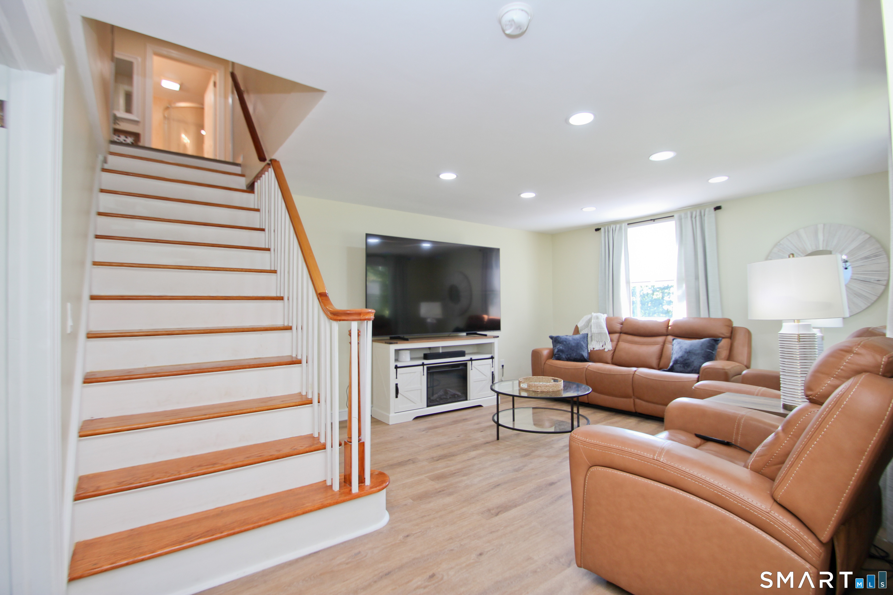 11 Esther Avenue Ellington CT 06029