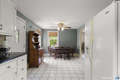 6 Fairview Ave Extension Ellington CT 06029