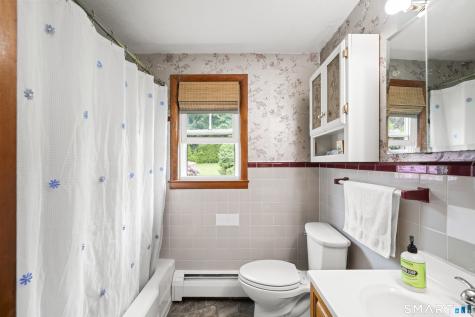6 Fairview Ave Extension Ellington CT 06029