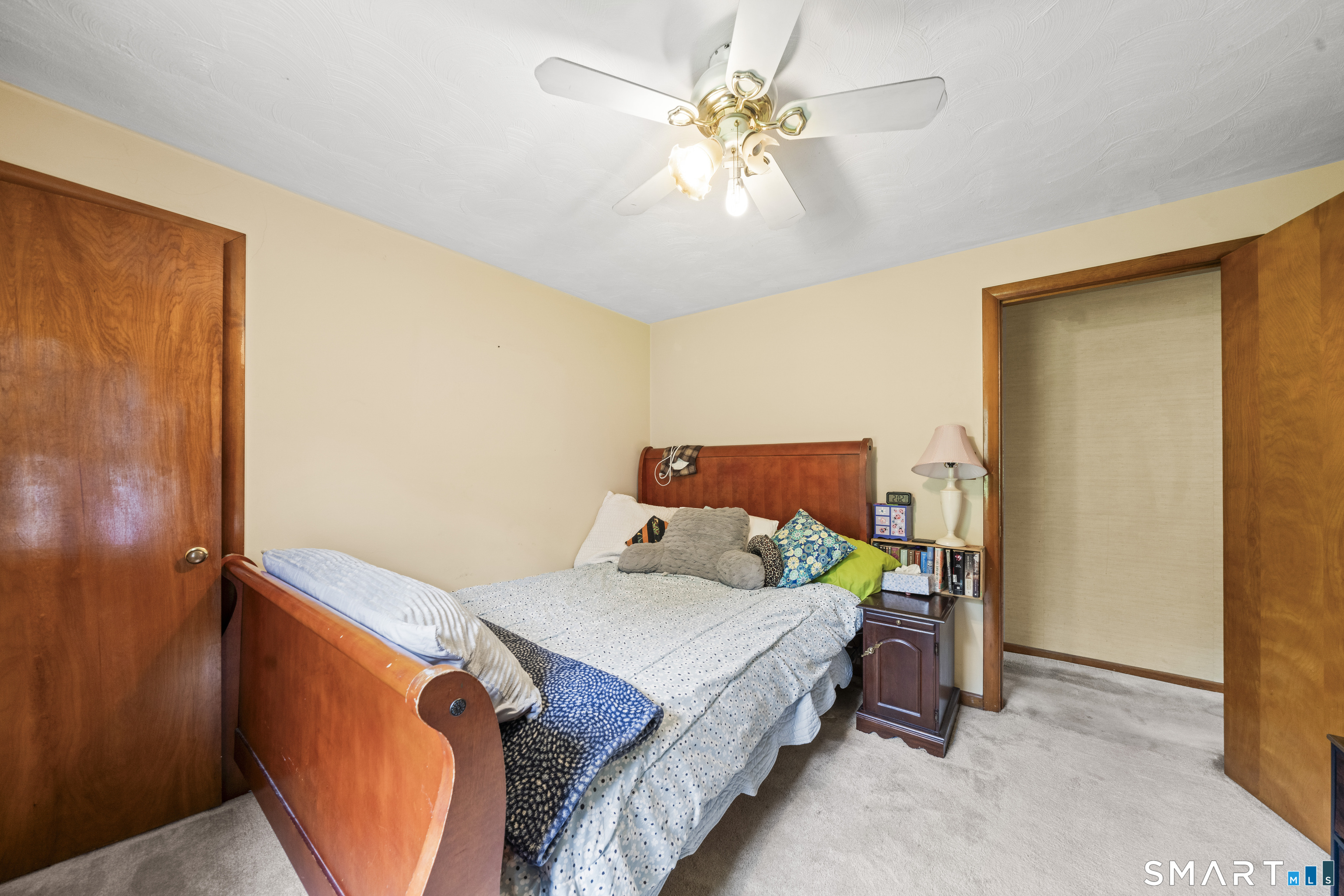 6 Fairview Ave Extension Ellington CT 06029