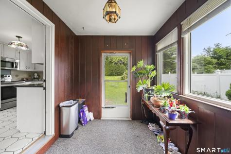 6 Fairview Ave Extension Ellington CT 06029