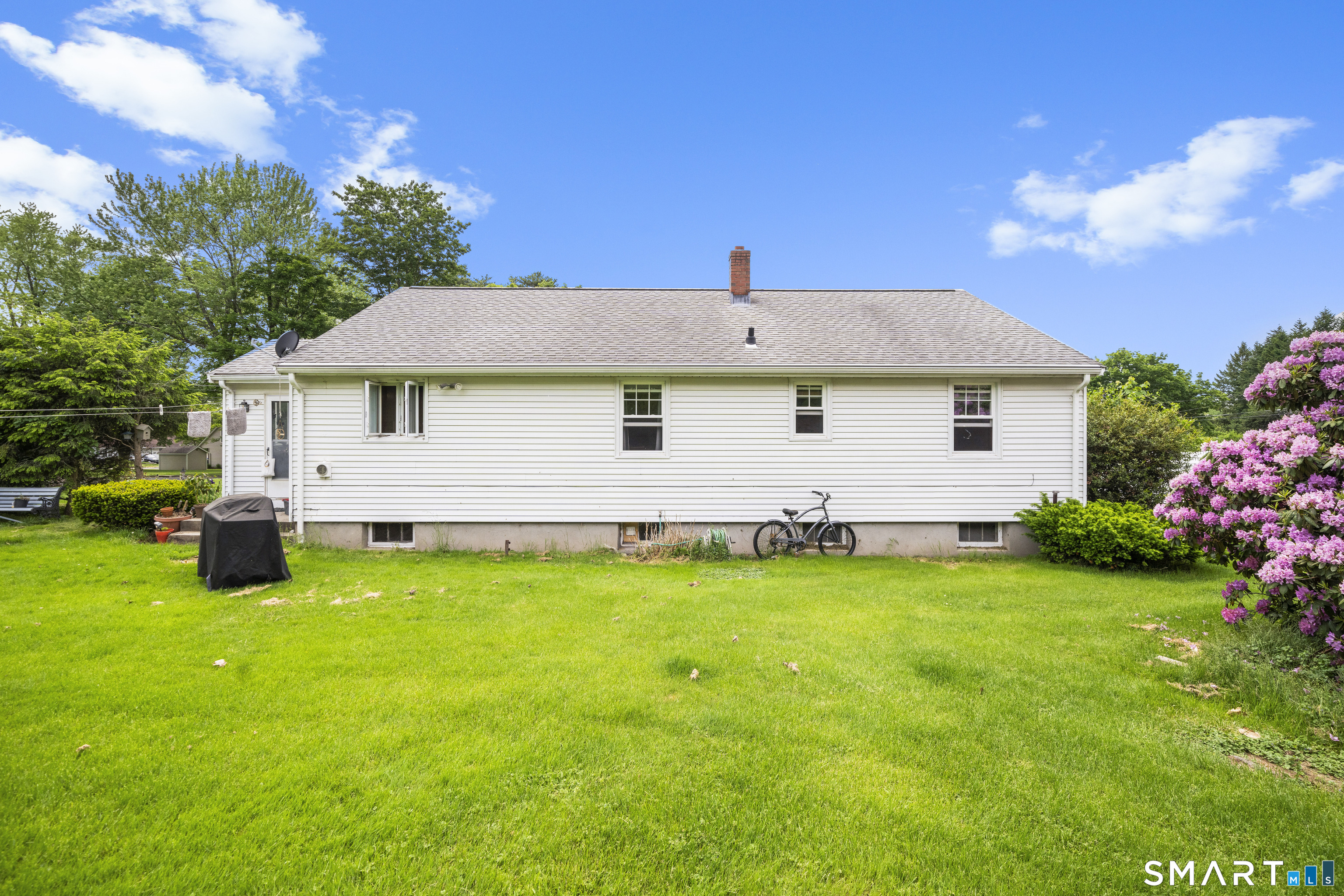 6 Fairview Ave Extension Ellington CT 06029