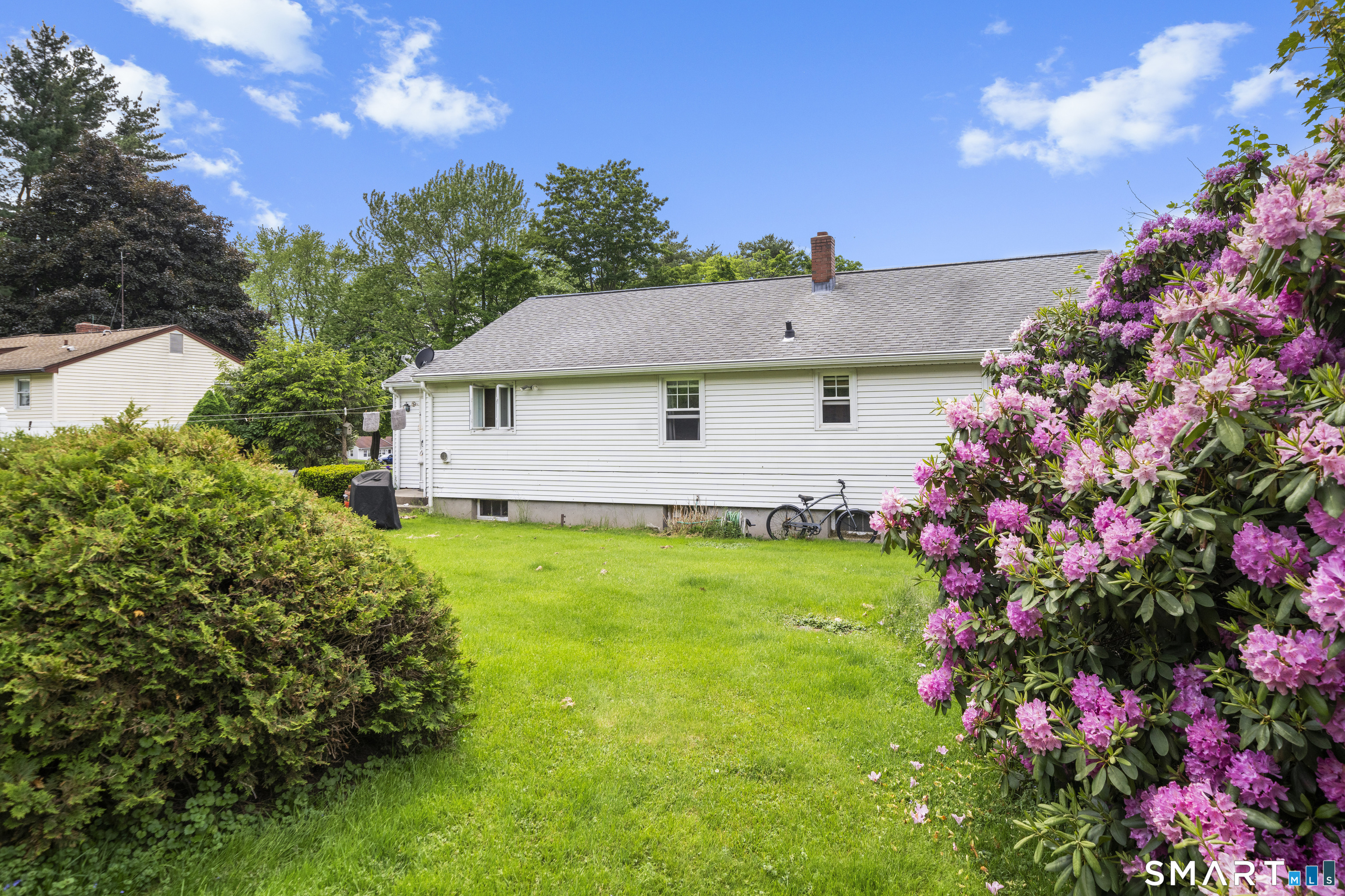 6 Fairview Ave Extension Ellington CT 06029
