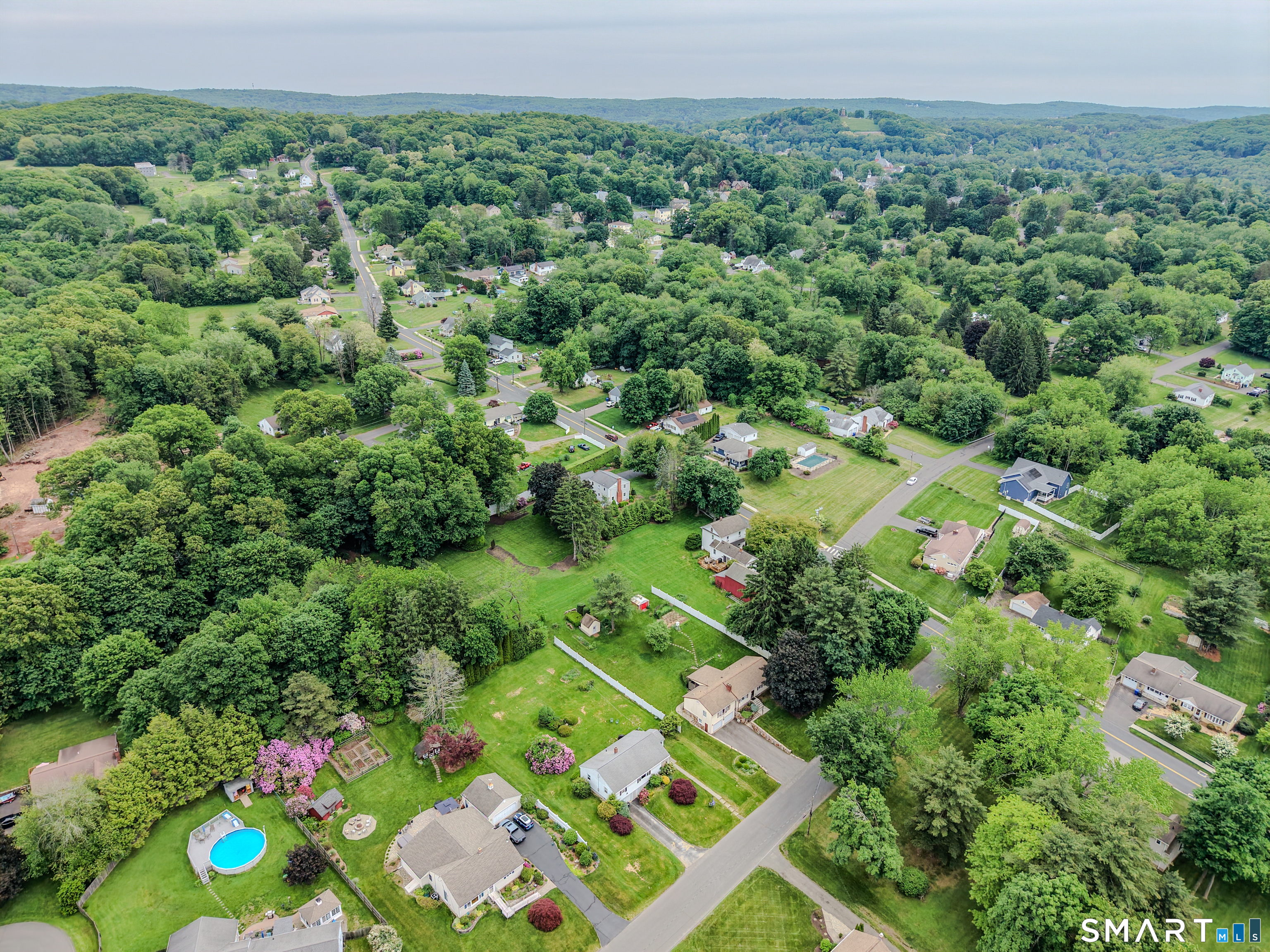 6 Fairview Ave Extension Ellington CT 06029
