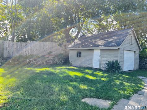 176 Mount Pleasant Street Norwich CT 06360