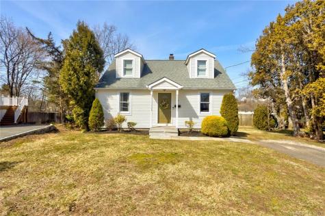 32 Ambler Drive Norwalk CT 06851