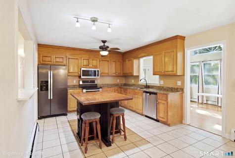 124 Pulaski Highway Ansonia CT 06401