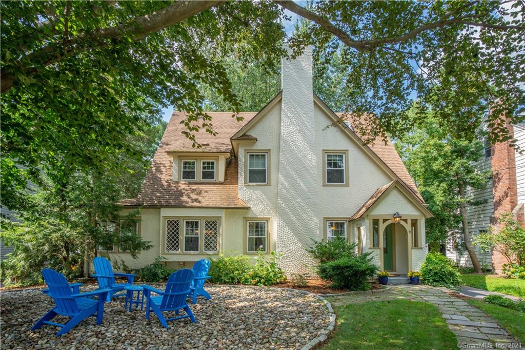 9 Cumberland Road West Hartford CT 06119