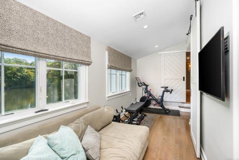 63 Dorchester Road Darien CT 06820