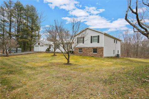 119 Dodgingtown Road Bethel CT 06801