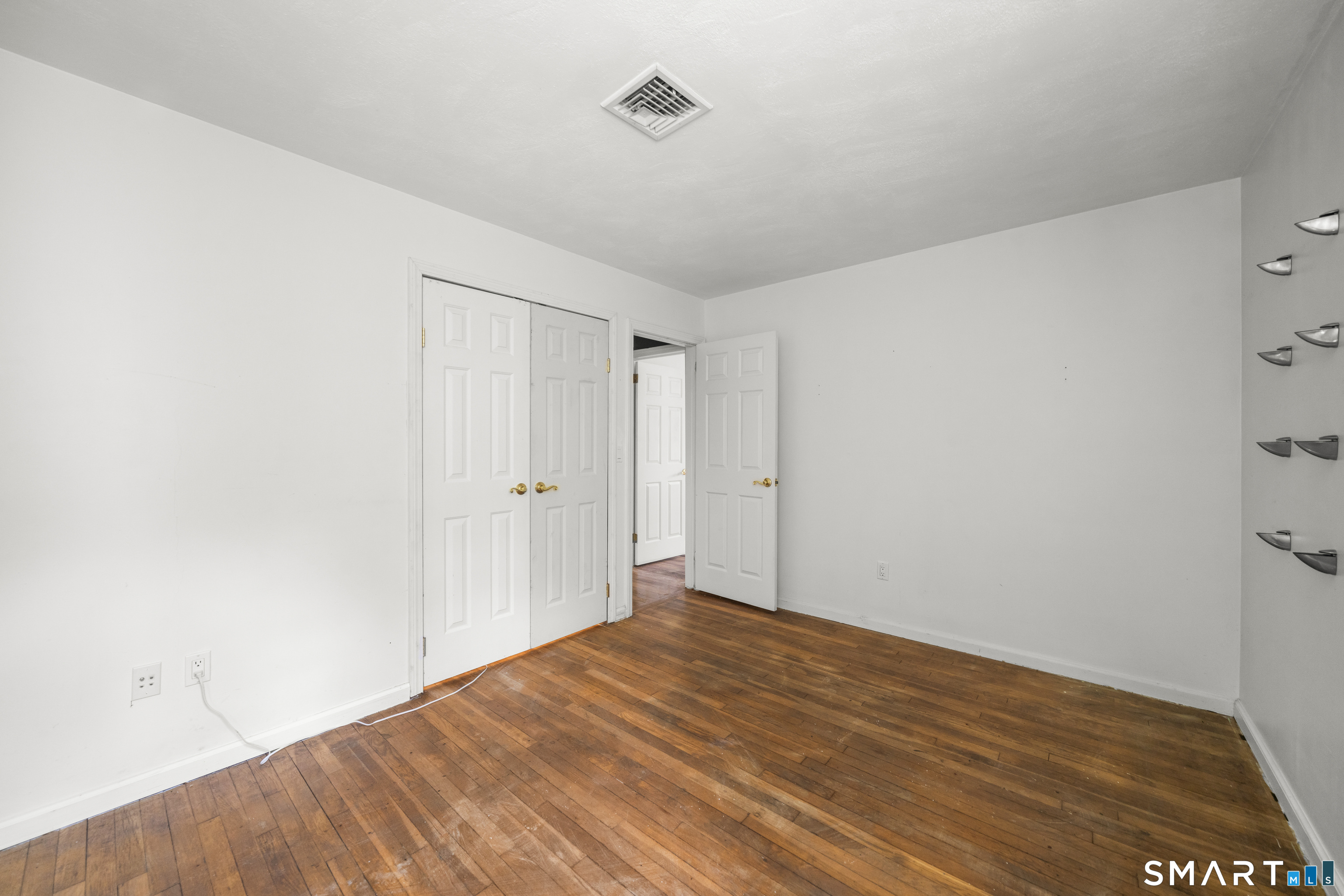 846 Vauxhall Street Extension Waterford CT 06375