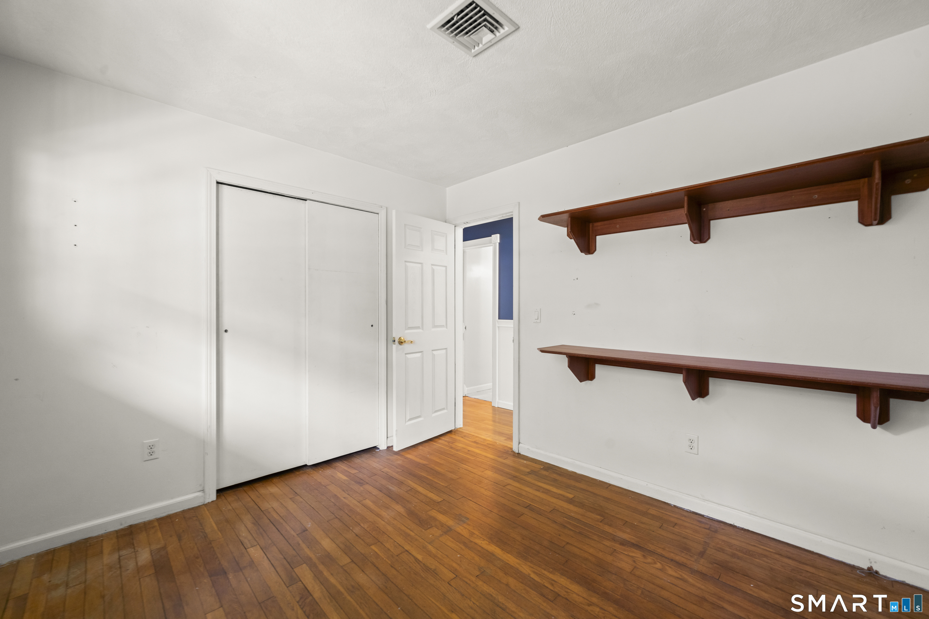 846 Vauxhall Street Extension Waterford CT 06375