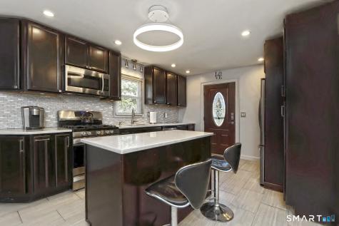 245 Old Point Road Milford CT 06460