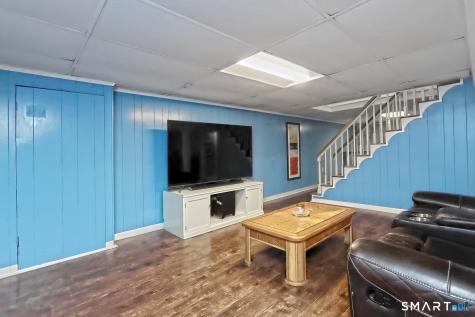 245 Old Point Road Milford CT 06460