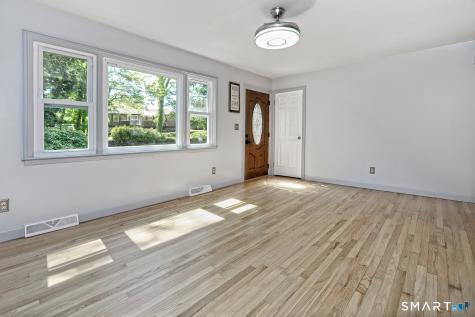 245 Old Point Road Milford CT 06460