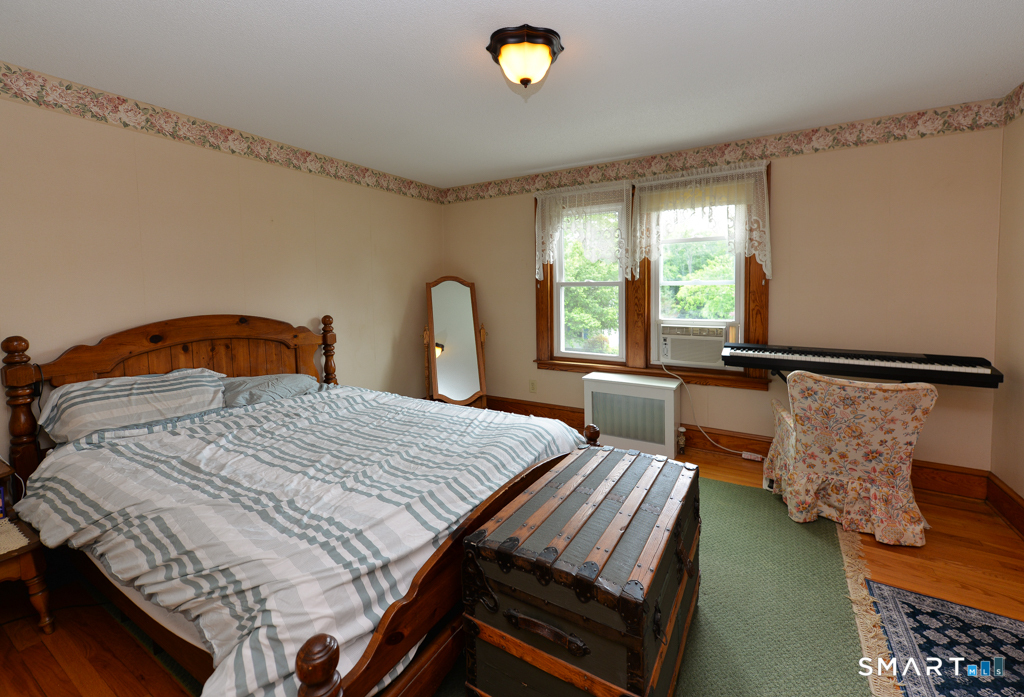 15 Union Street Plymouth CT 06786
