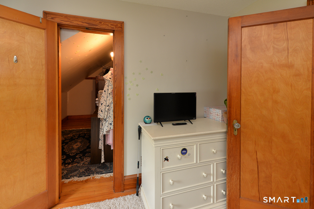 15 Union Street Plymouth CT 06786