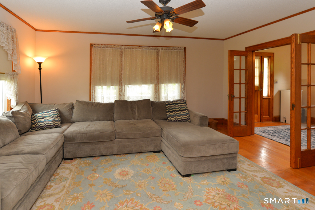 15 Union Street Plymouth CT 06786