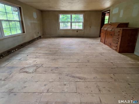 6 Scott Road Plymouth CT 06786