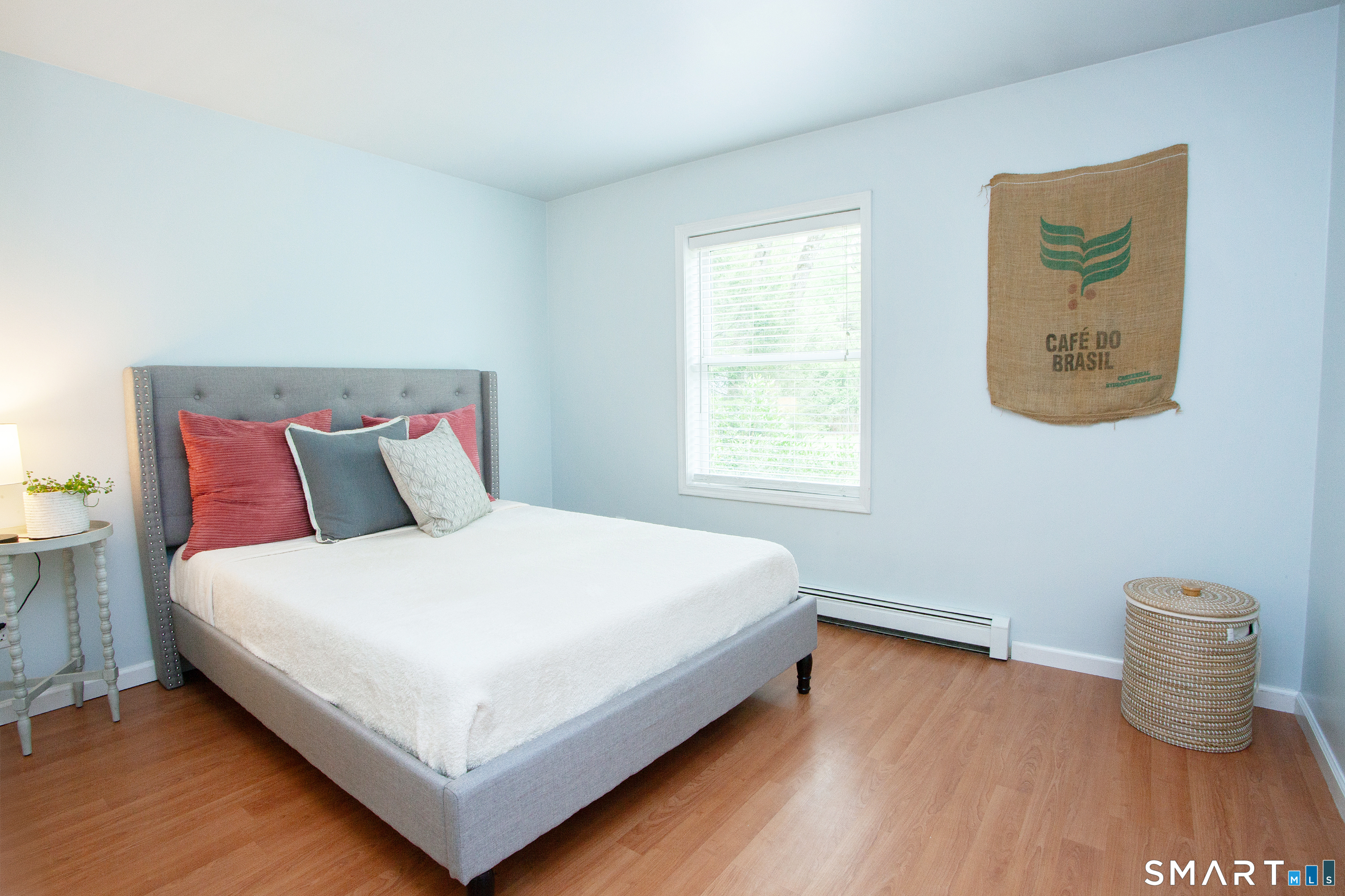 19 Debbie Lane Enfield CT 06082