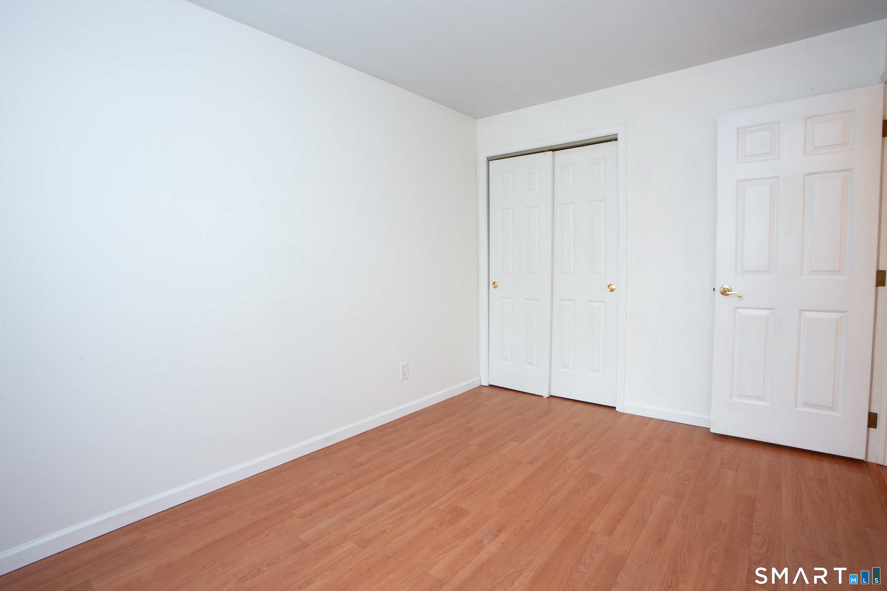 19 Debbie Lane Enfield CT 06082