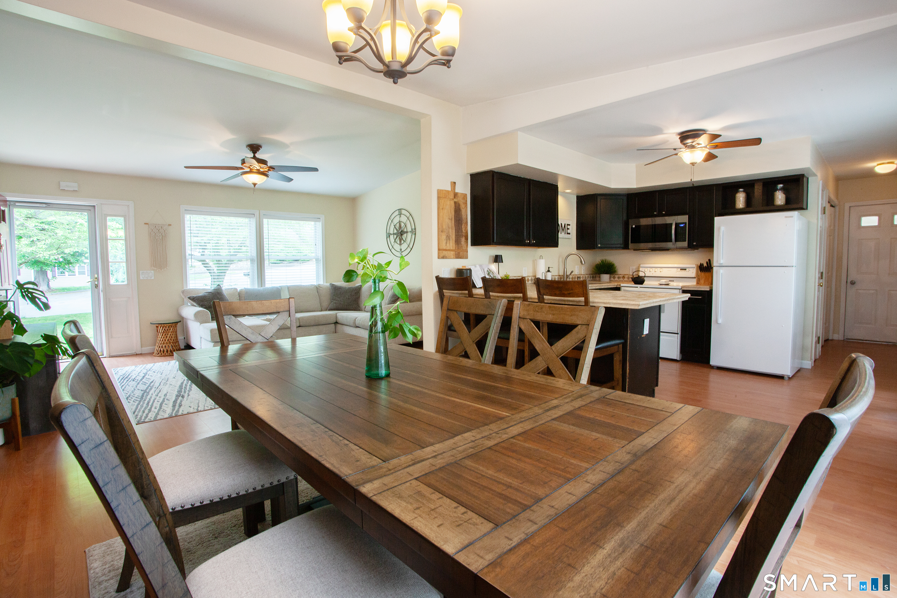 19 Debbie Lane Enfield CT 06082