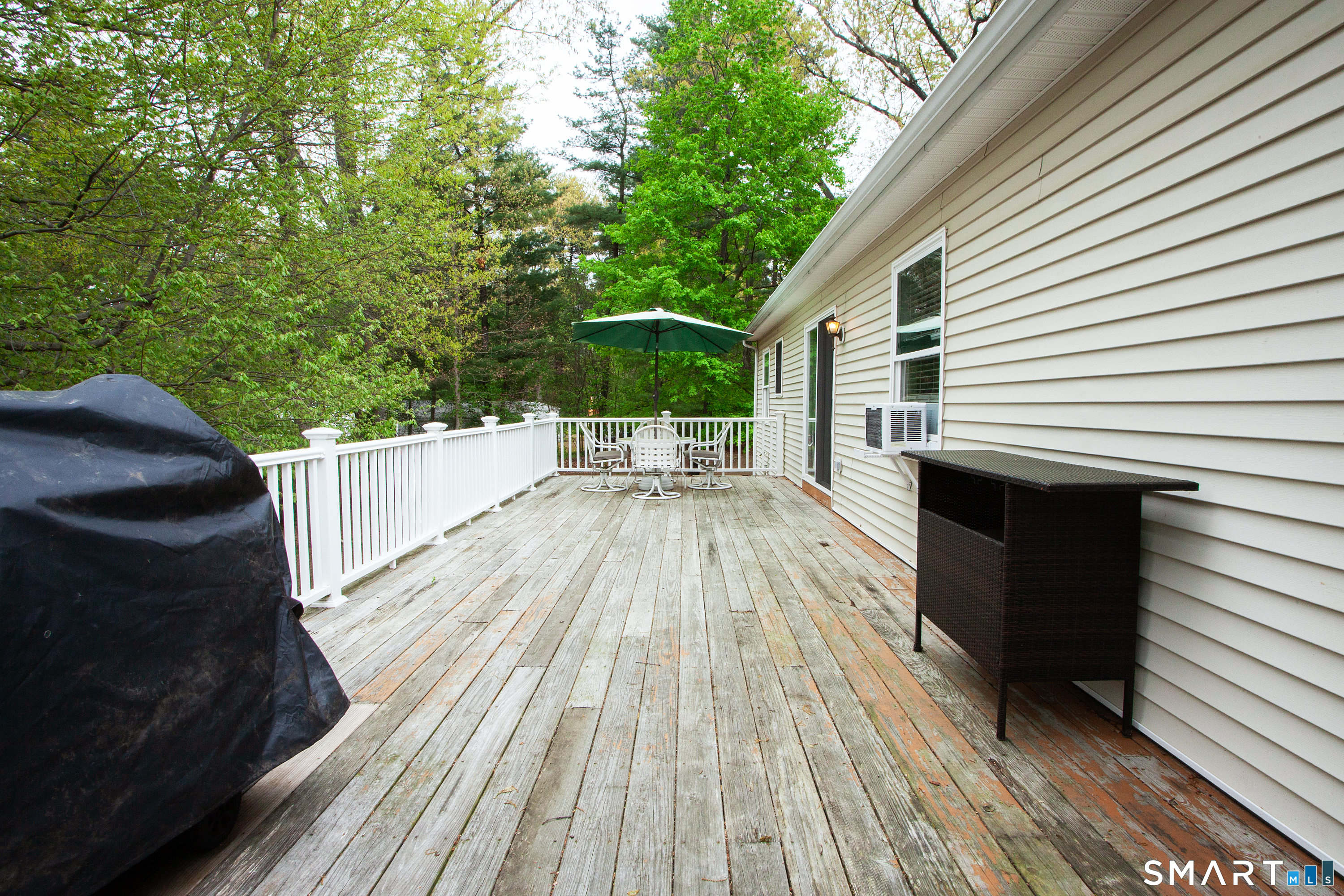 19 Debbie Lane Enfield CT 06082