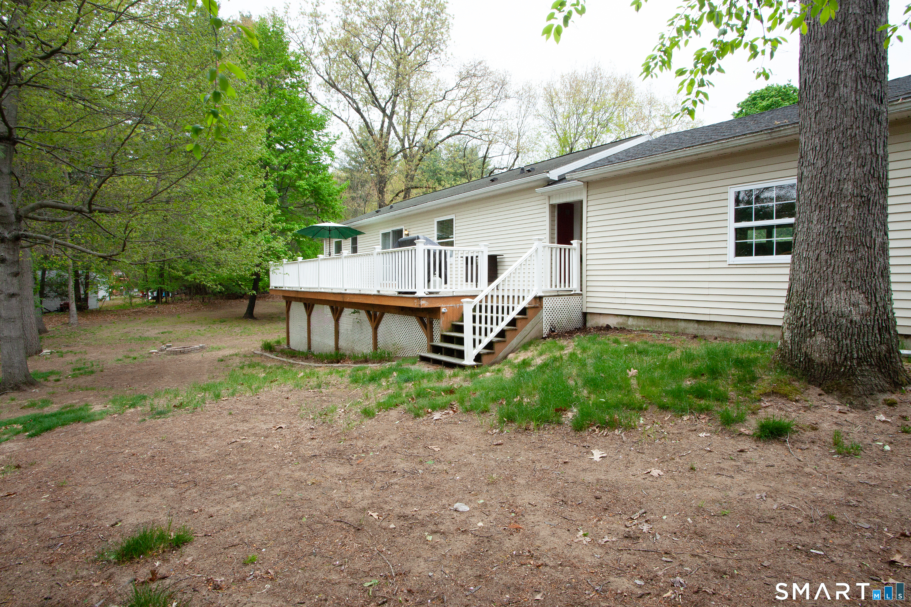 19 Debbie Lane Enfield CT 06082