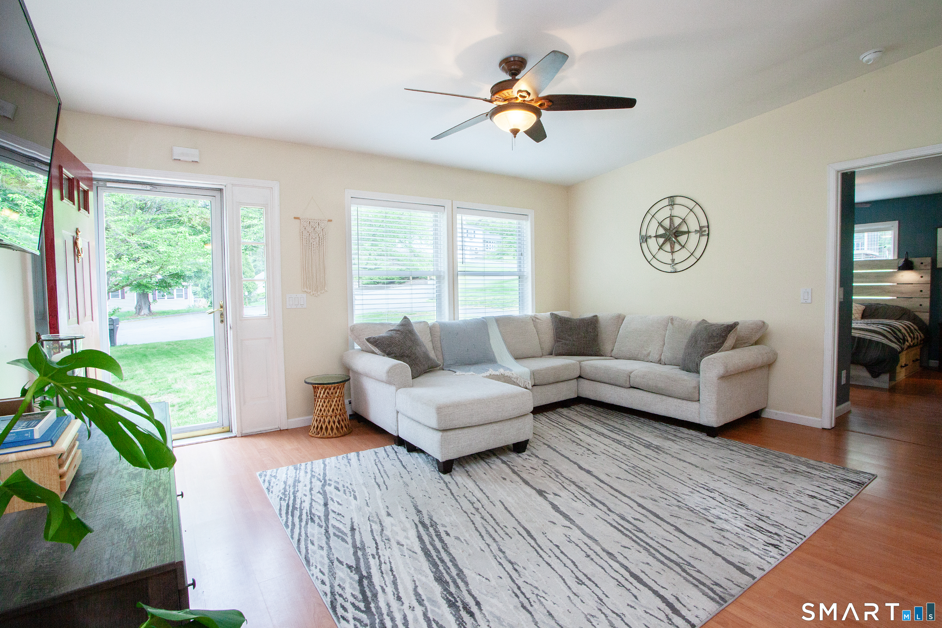 19 Debbie Lane Enfield CT 06082