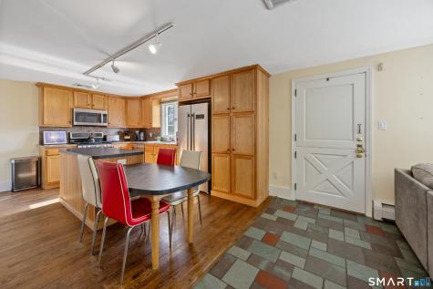 189 Scott Road Waterbury CT 06708