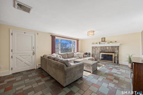 189 Scott Road Waterbury CT 06708
